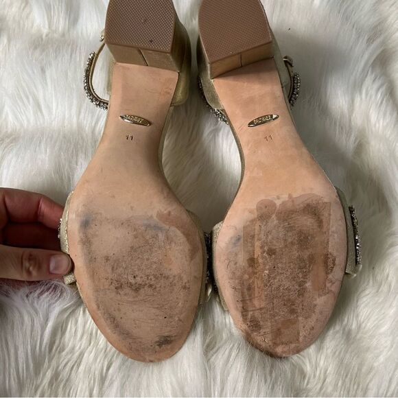 Badgley mischka heels  - Picture 6 of 7